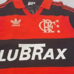 Camisa usada por Zico em última partida no Flamengo vai a leilão