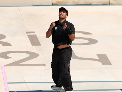 Kelvin Hoefler terminou a final do skate street feminino em 6º (Reprodução)