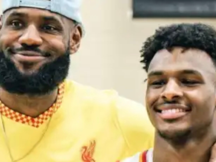 LeBron e Bronny James devem jogar juntos no Lakers
Reprodução/Instagram