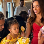 Celebração em família: Biancardi comemora cinco meses de Mel ao lado de Neymar e Mavie