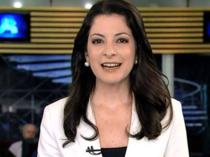 Ana Paula quando trabalhava com jornalismo na Record TV (Reprodução)