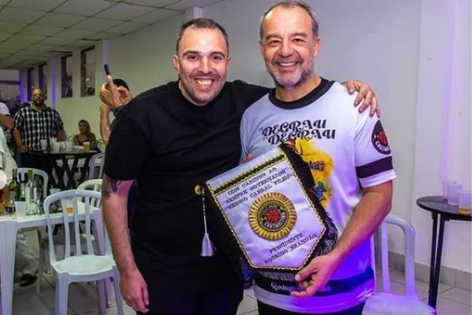 Sérgio Cabral participa do lançamento de samba-enredo em sua homenagem