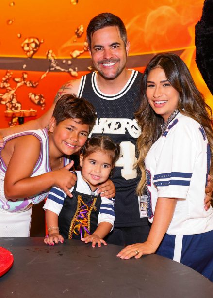 Simone Mendes celebra 10 Anos do filho com festa luxuosa. Veja fotos!