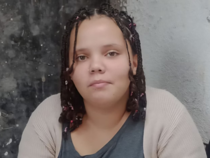 Menina de 12 anos desaparece após conhecer homem em jogo online