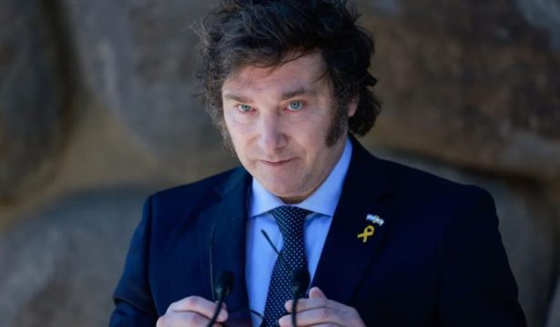 Milei surpreende e conquista vitória nas eleições legislativas argentinas