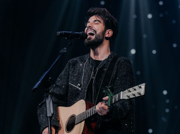 Rei dos Streams, Raffa Torres lança “Casais Trocados”, primeiro single do DVD Alma