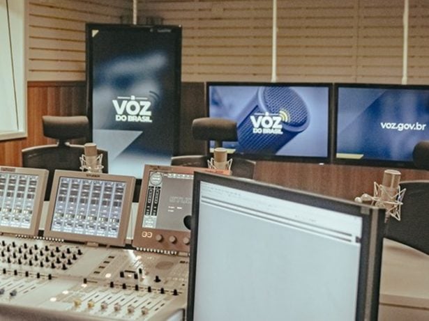 Existência da quase centenária “Voz do Brasil” é bem discutível