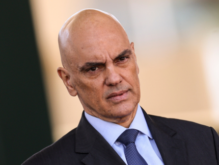 Alexandre de Moraes prorroga por 60 dias inquérito da PF contra Eduardo Bolsonaro