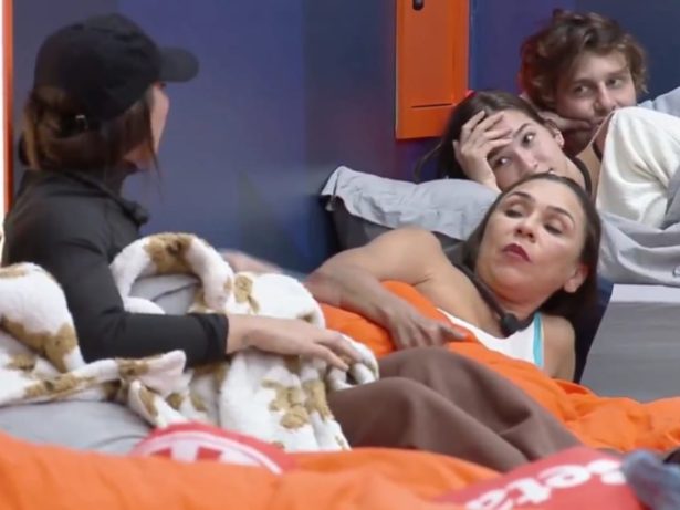 Alô, produção! Yoná acusa Martina de agressão em “A Fazenda” e exige providências
