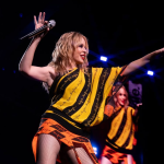 Conheça curiosidades sobre Kylie Minogue, australiana que está prestes a fazer show em SP