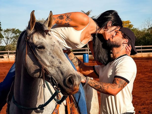 Ana Castela completa 22 anos e ganha declaração apaixonada de Zé Felipe: “Meu amor”