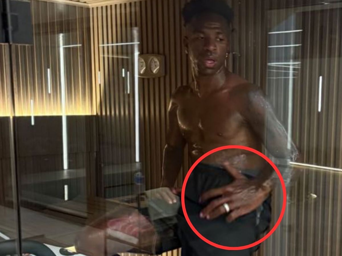 Jogador surgiu com anel misterioso - Foto; Reprodução / Instagram