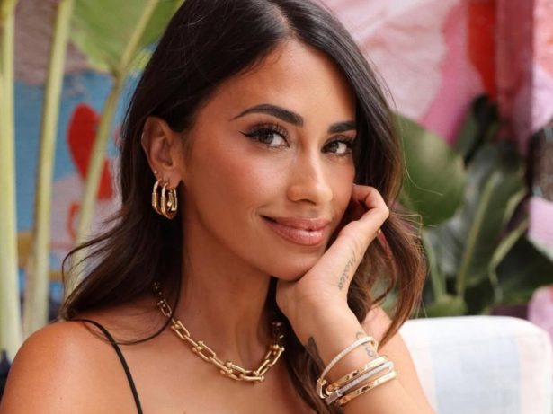 Esposa de Messi conta como lida com a exposição na internet: “Novidade pra mim”