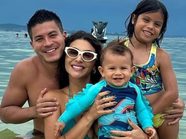 Arthur Aguiar abre o jogo sobre a criação do caçula e a união com Sophia