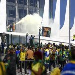 Foragida do 8 de janeiro é presa pela PF quando chegava dos EUA após ser deportada