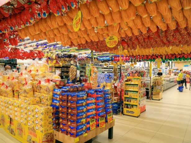 De olho no rótulo: entenda a lei que regulamenta percentual de cacau nos chocolates