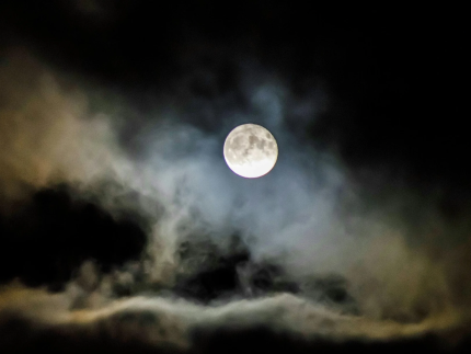 Cuidado com a Lua Cheia desta noite (9/8)! Ela vai mexer com você!
