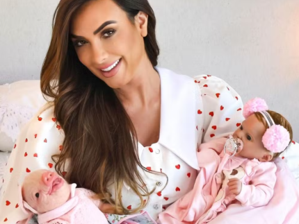De Britney a Nicole Bahls: Tendência de bebês reborn conquista famosos
