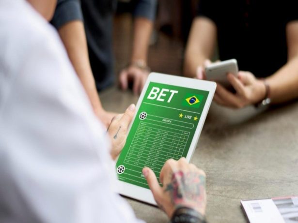 Clubes acendem alerta para possível proibição das bets; saiba o tamanho do impacto