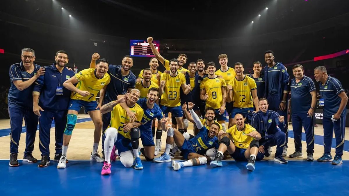 Brasil derrotou a China e seguiu para semifinal da Liga das Nações de Vôlei / Reprodução: CBV