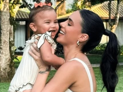 Mavie, filha de Neymar Jr. e Bruna Biancardi, aparece com vestido caipira em clima junino