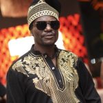 Bukassa Kabengele vive fase especial com trabalhos simultâneos na Globo, HBO Max e Netflix