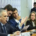  parlamentares aprovam a ida de ministros de Lula à comissão