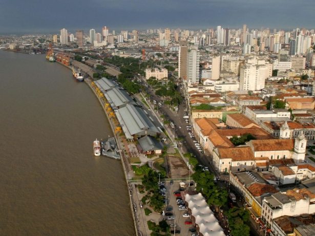 COP30: Brasil busca liderança climática global em meio a crise de infraestrutura