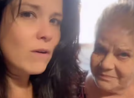 Samara Felippo se emociona ao falar sobre a mãe, internada: “Há tempo não chorava”