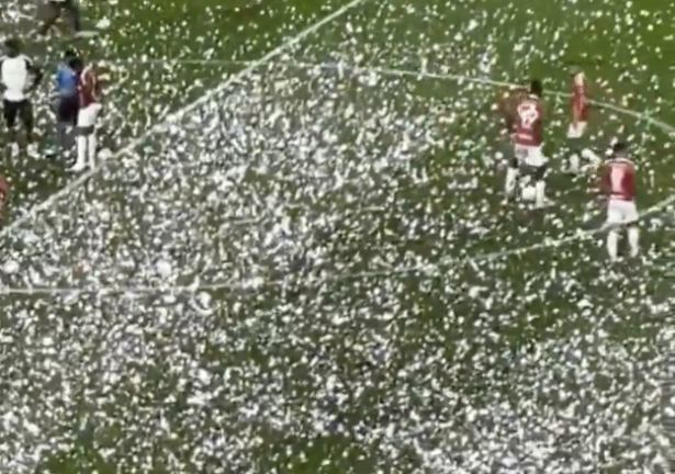 Internacional é denunciado pela CONMEBOL após confusão com papel picado