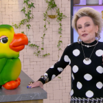 Ana Maria Braga troca nome de ator ao vivo e é corrigida no “Mais Você”