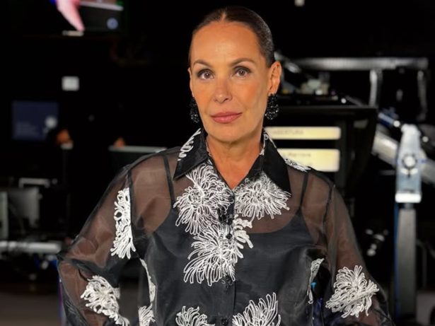 Carolina Ferraz deixa Record em meio a mudanças no jornalismo