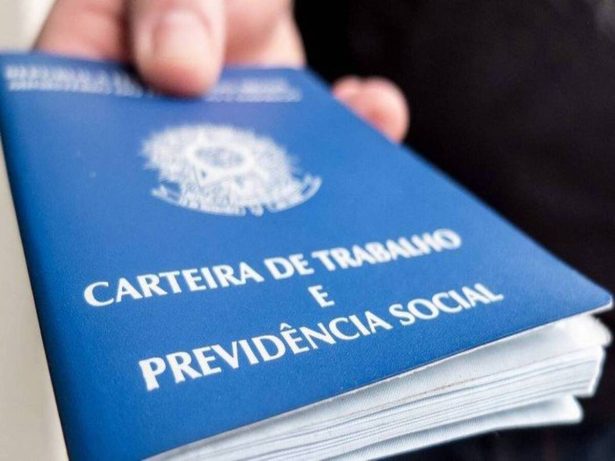 Taxa de desemprego no país continua sendo a menor da série histórica do IBGE