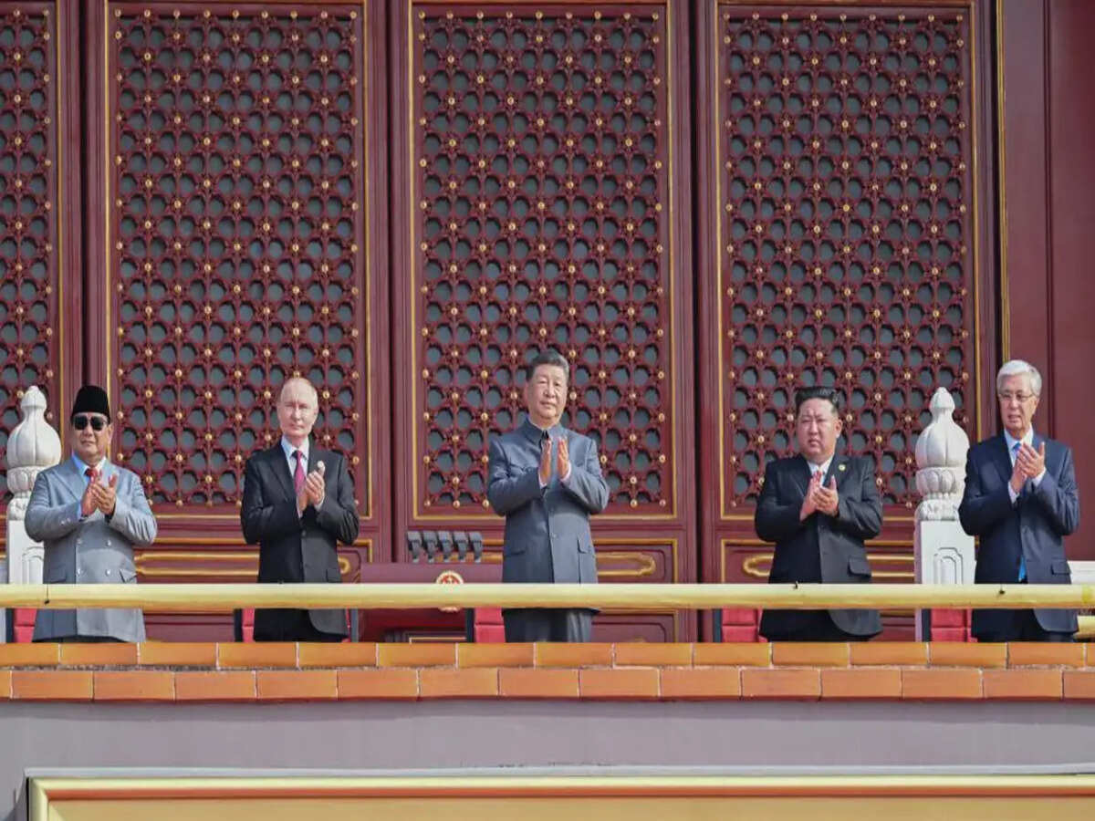Putin, Xi Jinping e Kim Jong-un - Internet Reprodução