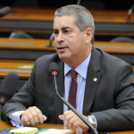 Quem deve assumir o cargo de Zambelli na Câmara? Conheça o deputado Coronel Tadeu