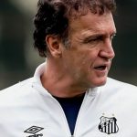 Cuca é anunciado como o novo técnico do Santos e assume missão de afastar crise