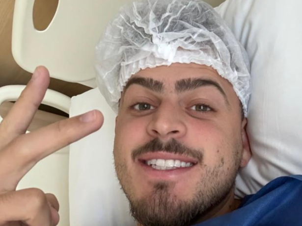 “Estou bem”, diz Jon Vlogs após passar por cirurgia para remover cistos no pâncreas