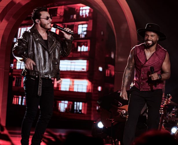 Alexandre Pires e Murilo Huff cantam “Beijo de Outro Ângulo”, música inédita do projeto “Pagonejo Bão”
