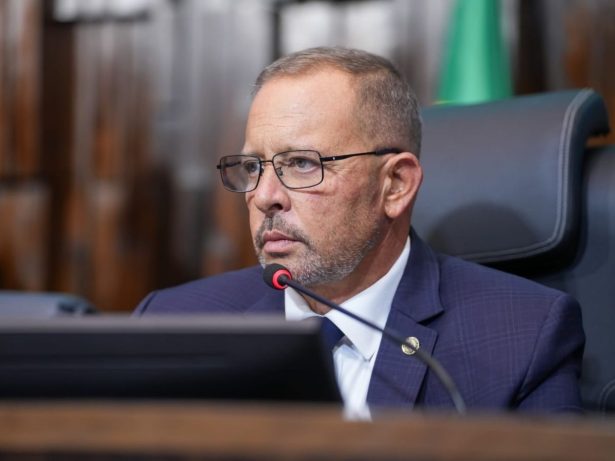 Presidente em exercício da Alerj se compromete a implementar a CPI do Feminicídio
