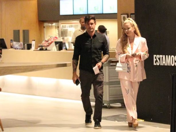 Identidade revelada! Saiba quem é a “loira misteriosa”, nova affair de Dado Dolabella