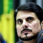 Defesa de Marcos do Val nega descumprimento de medidas: “Desproporcional”