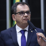Deputado do PT pede investigação criminal de Hytalo Santos e propõe prisão preventiva