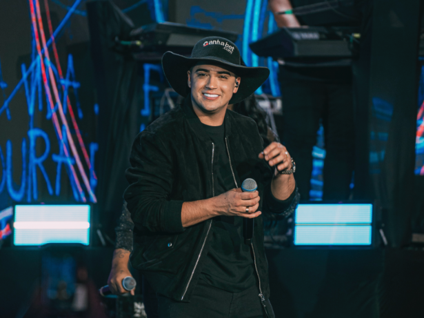 Natanzinho Lima celebra gravação de novo DVD e afirma: “Recebido com muito carinho”