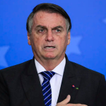 Bolsonaro volta a comentar atos de 8 de janeiro: “Ninguém dá golpe com a bíblia na mão”