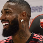 Lesão de Gerson é leve e jogador pode reforçar Flamengo na estreia do Brasileirão