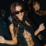Tília, filha de Dennis DJ, comemora 22 anos com festa temática: “Baile funk”