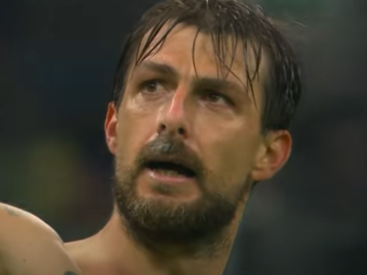 Acerbi, o zagueiro herói do gol de empate/Reprodução/SBT