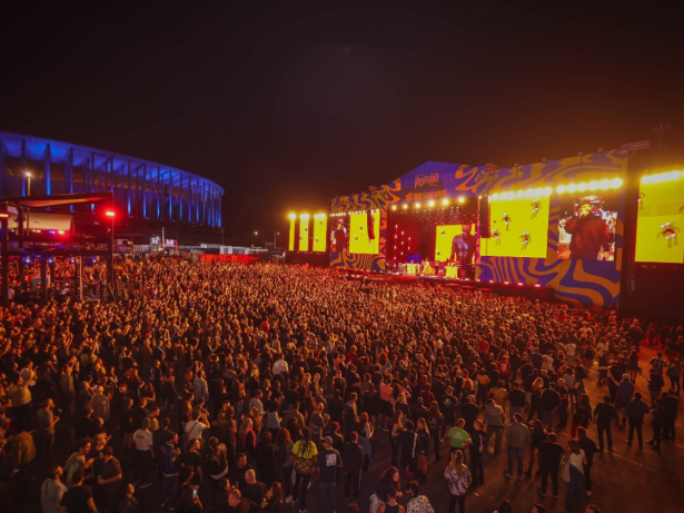 Mais vivo do que nunca: Porão do Rock mostra que o gênero ainda arrasta multidões