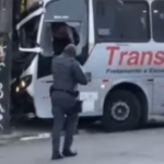 Homem furta ônibus e joga veículo contra salão de festas onde esposa estava em SP