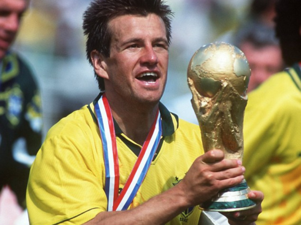 “Todo mundo tem que apoiar”: Dunga analisa Ancelotti e a nova geração da Seleção